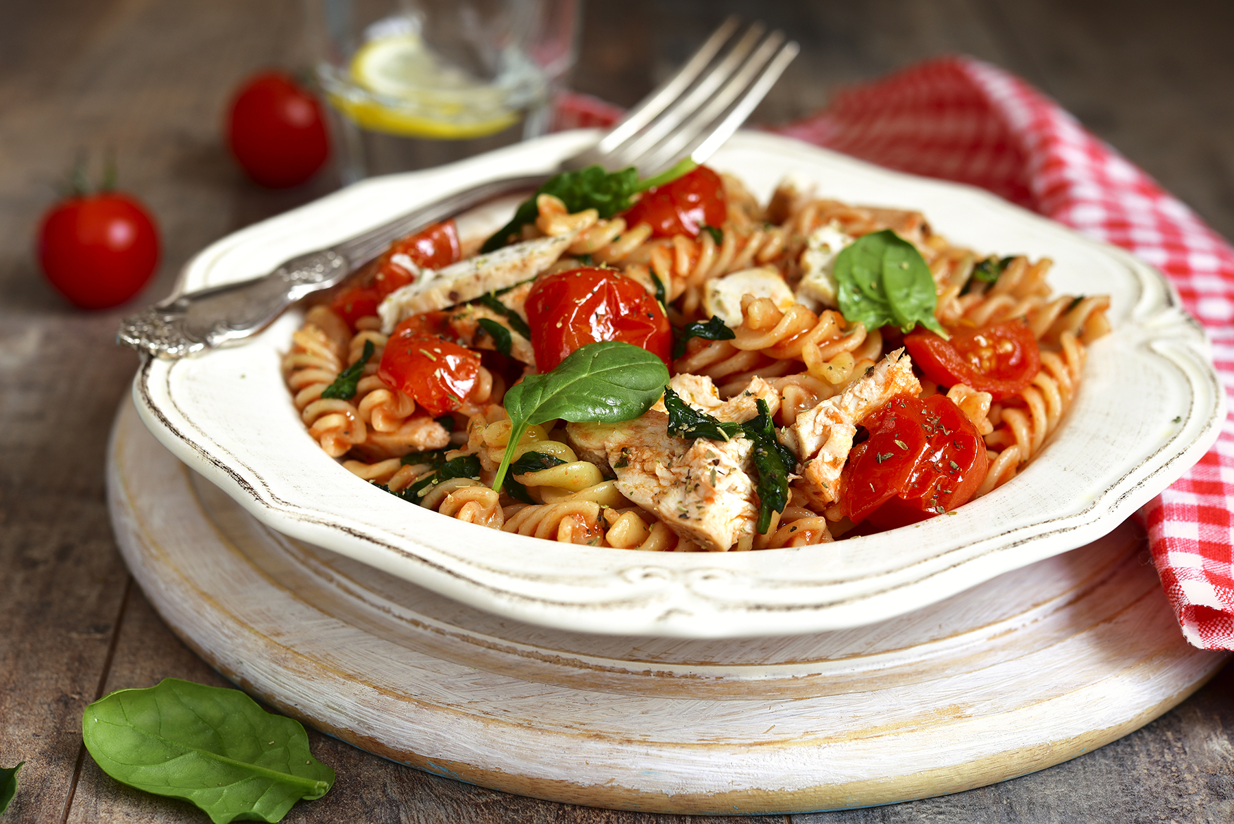 Zesty Chicken & Artichoke Pasta Salad (That Actually Keeps You Full)